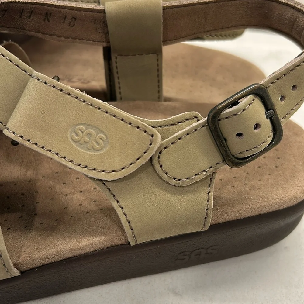SAS Huggy - All Day Sandal Taupe Leather Women’s Size 11 N